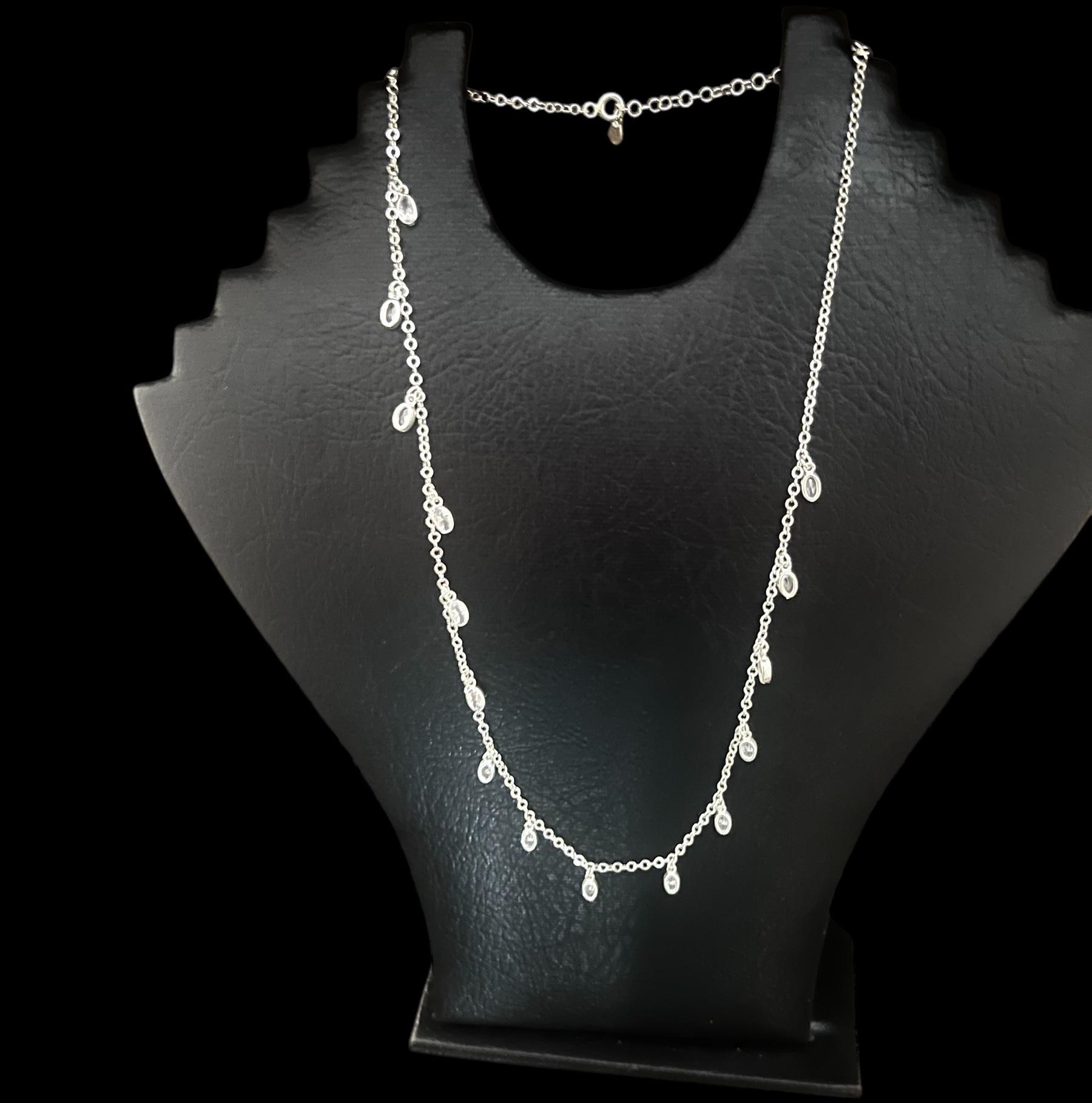 Collar gotas